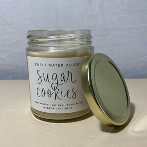 Sugar cookie candle
